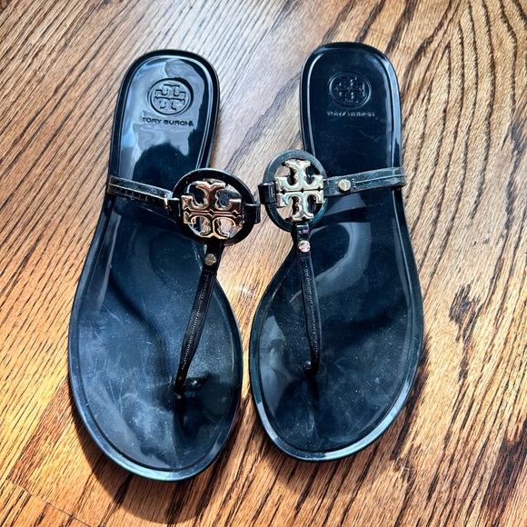 NWOT Tory Burch Black and Gold Miller Sandals Sz 8 - Picture 7 of 7